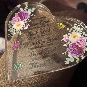 Floral Heart-Shaped Decorative Plaque